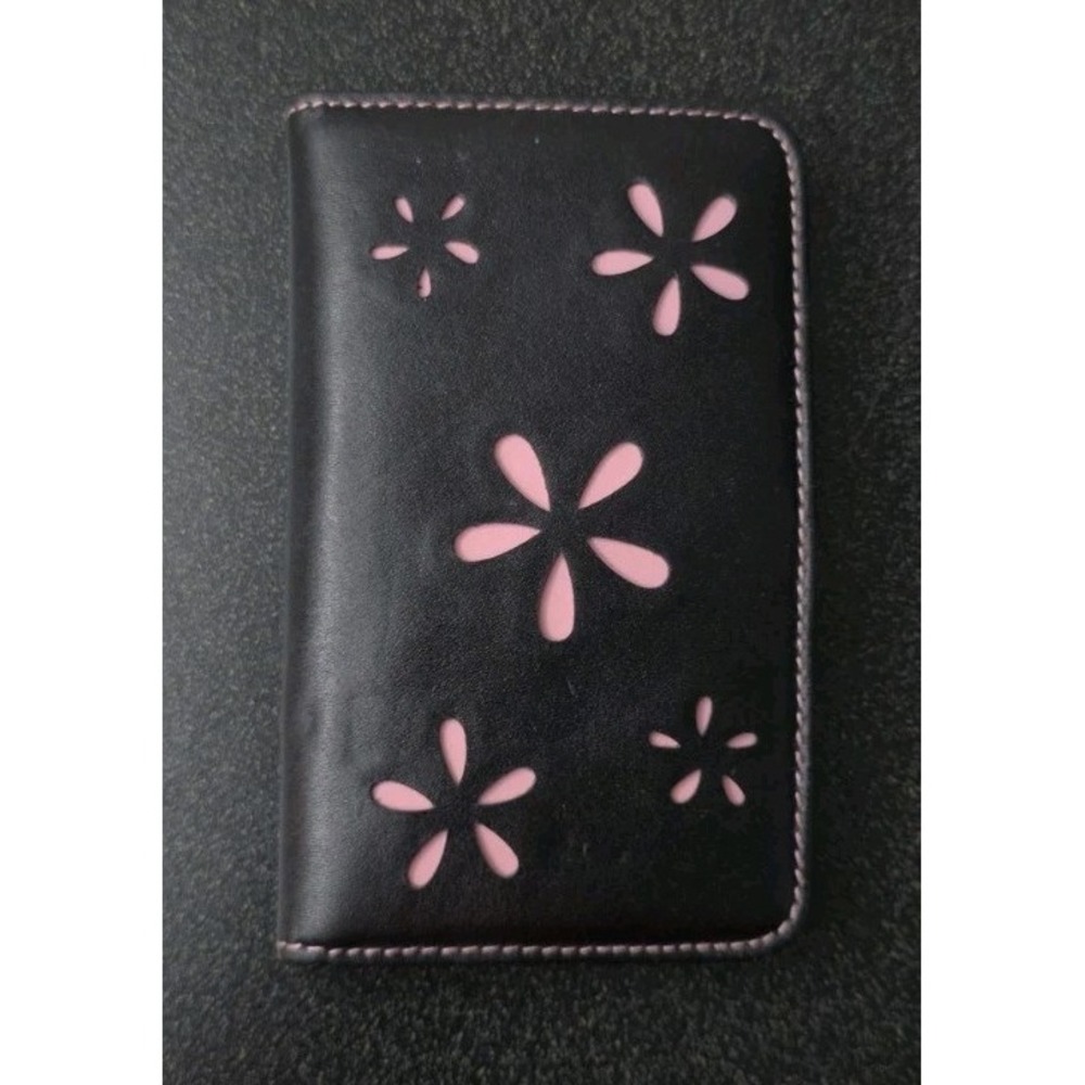 Buxton Black Women Bifold Wallet Credit Card ID Holder Flower Leather Boho